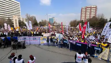 Kamu Çalışanları Hayat Pahalılığını Protesto Etti